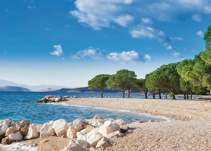 Apartman Stunning In With House Sea View Dramalj