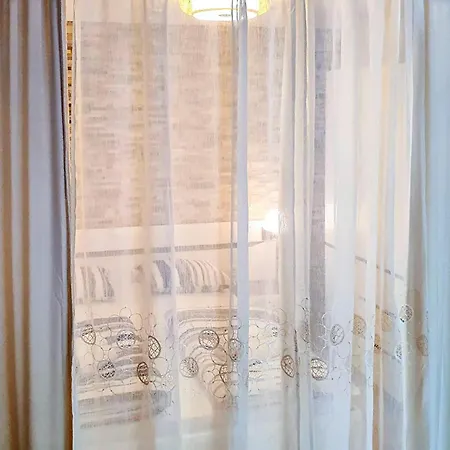 Stunning In With House Sea View Apartmán *